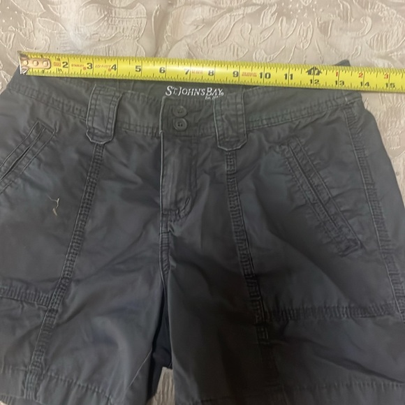 St. John Bay Women’s SZ 4P Gray 4 Pocket Cotton Shorts - Picture 5 of 12